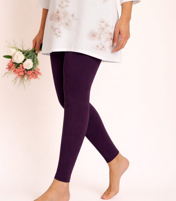 Deep plum ankle length leggings for women