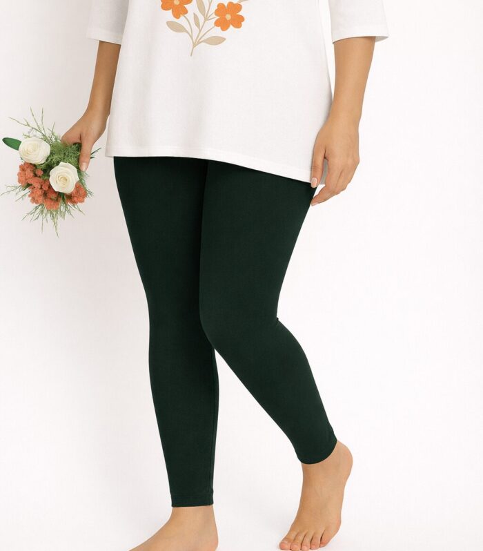 Deep forest green ankle length leggings for women