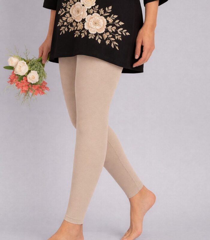 Light lvory ankle length leggings for women